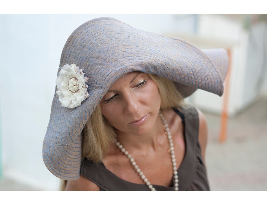 Lilac linen fabric summer hat, wide-brimmed textile hat with flower brooch