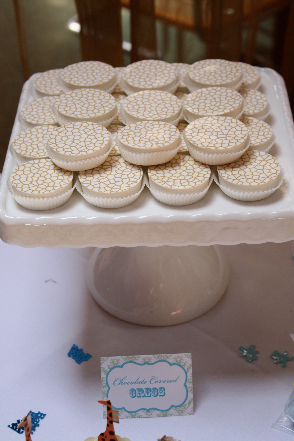 Giraffe Chocolate Covered Oreos - Baby Shower Birthday Party Safari Theme