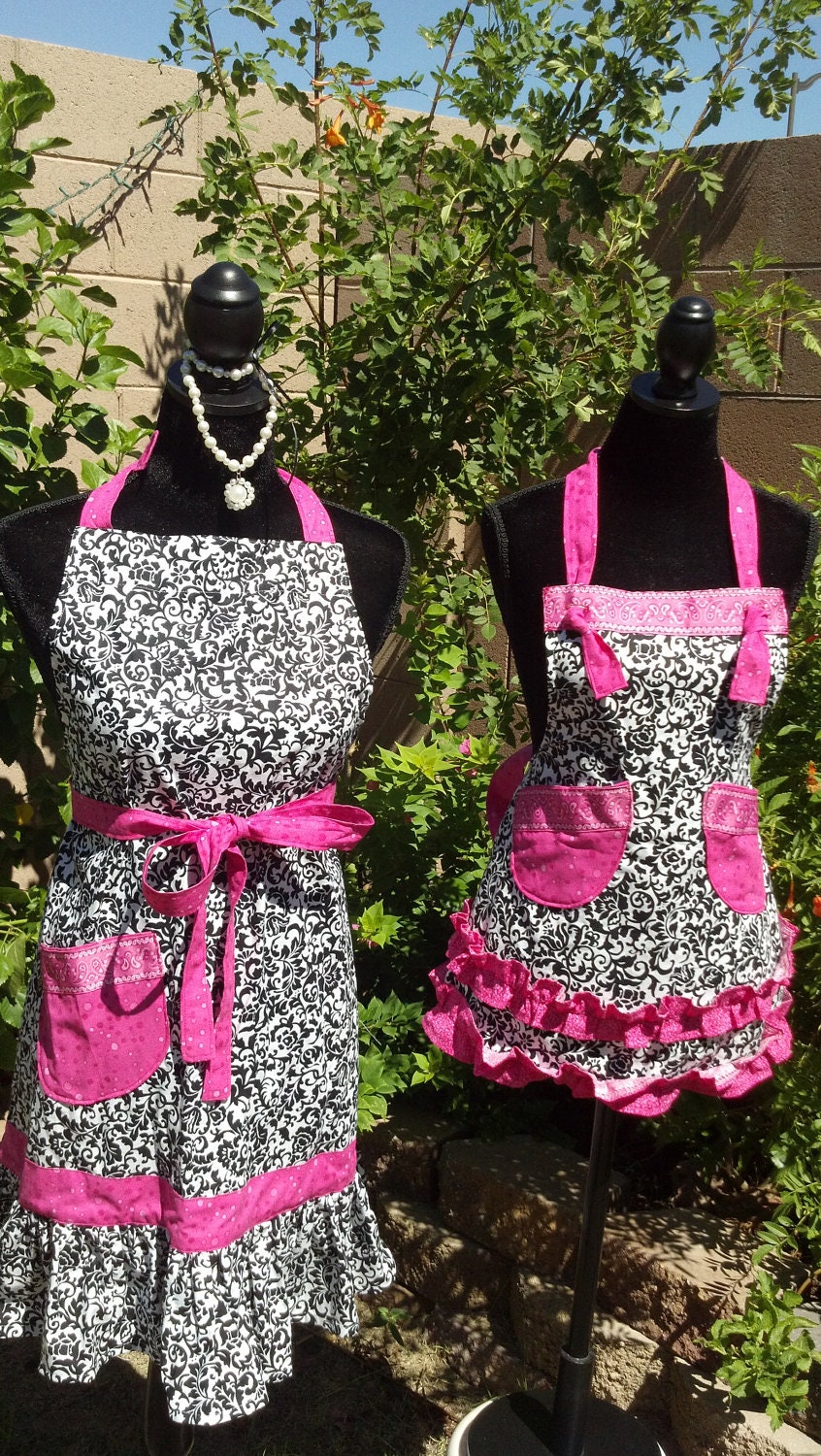 Mommy and Me Aprons - Damask Black and White with Hot Pink