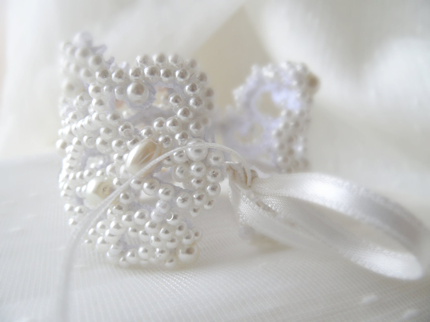 Bracelet, Bridal bracelet, bridal cuff, bride cuff, wedding cuff, wedding, bridal, lace cuff, pearl cuff, bridal accessory, OOAK