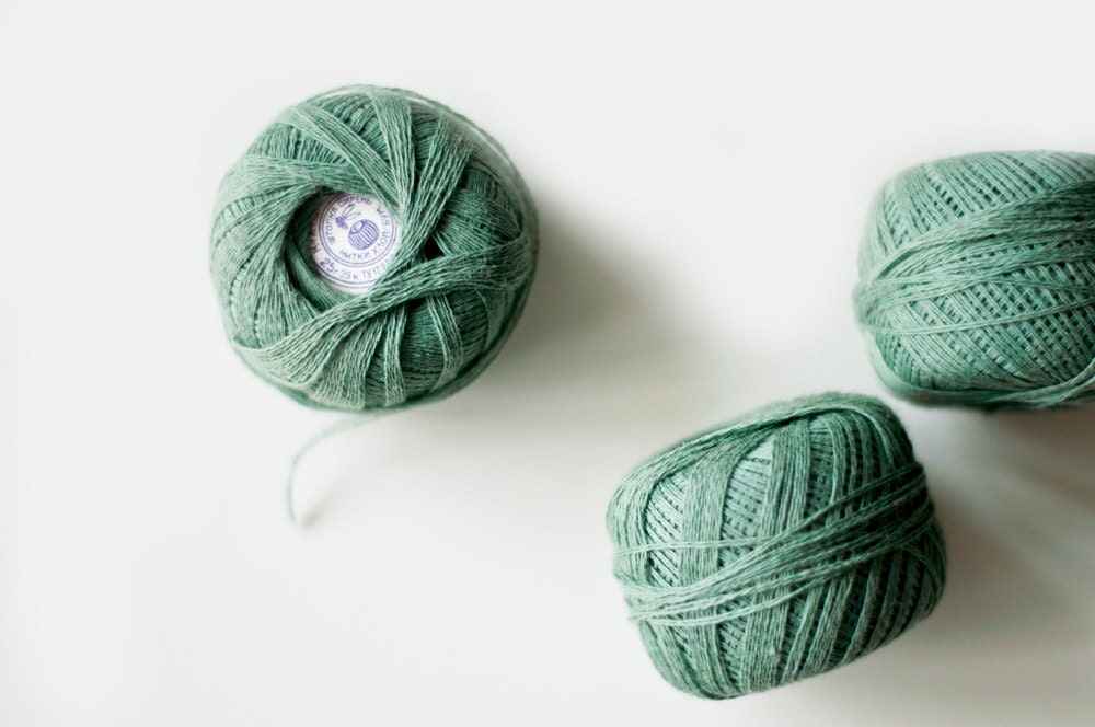 Vintage Thread Spools  - sage green - set of 3 - CuteOldThings