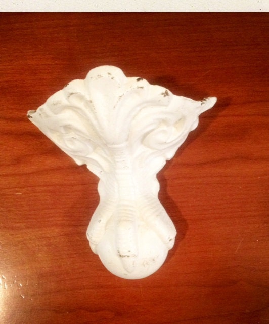 Claw and Ball Chippy Cast Iron Bathtub Foot 1800-
