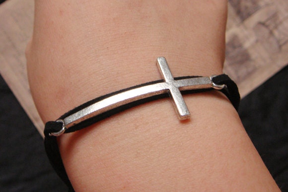 sideways cross bracelet -black leather  and antique sliver-cross bracelet-cross charm bracelet-horizontal  cross bracelet