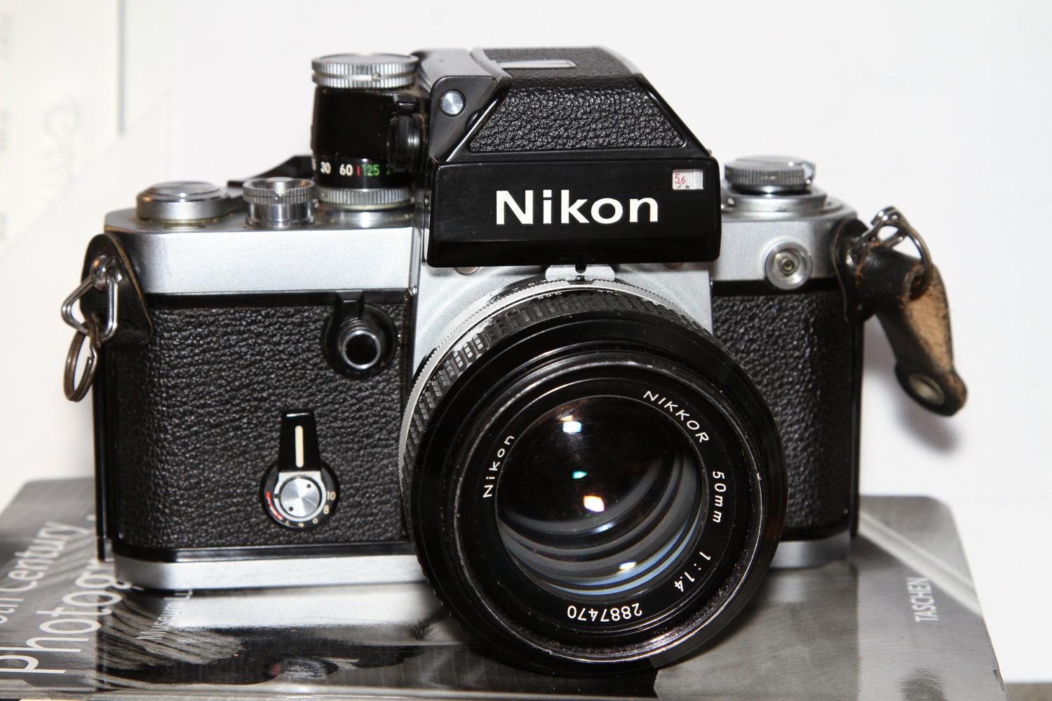 Nikon F2