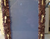 Spoon frame