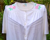 Vintage Peignoir Robe in White for Spring. Size Small. Applique Flowers. Lovely, Silky Smooth.