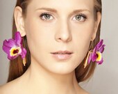 Unique Bridesmaid Gifts Gold Mini Vase Bridal Earrings Fleurings jewelry that keeps flowers fresh