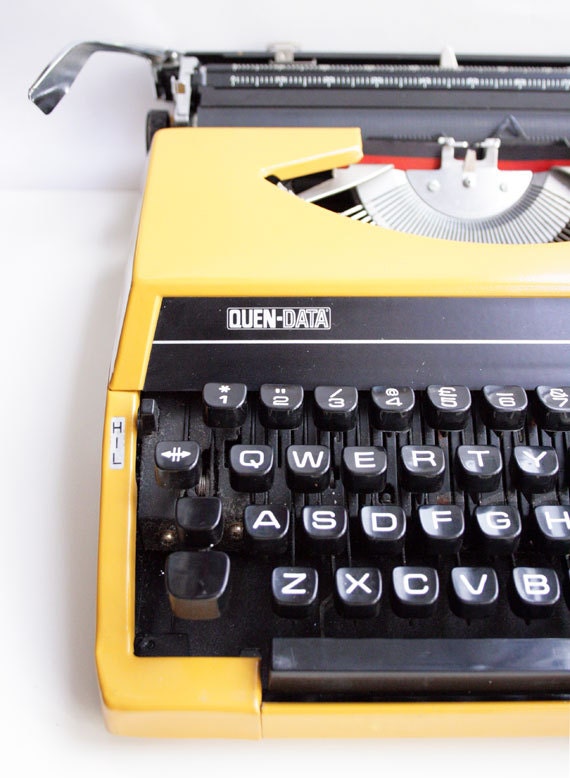 Vintage typewriter - Mustard Yellow - 1970s