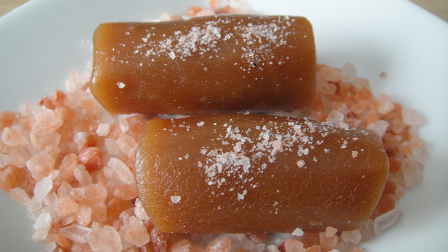 Pink Himalayan Salted Vanilla Caramels - One Dozen - CatalinaCaramelCo