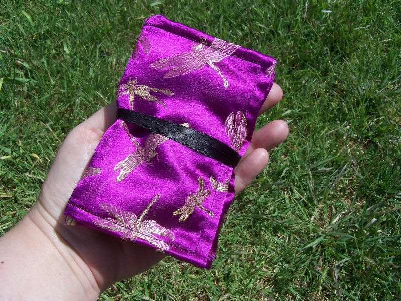 Crystal Carrying Pouch to carry Crystal Stones, Wands, Skullies and Hearts