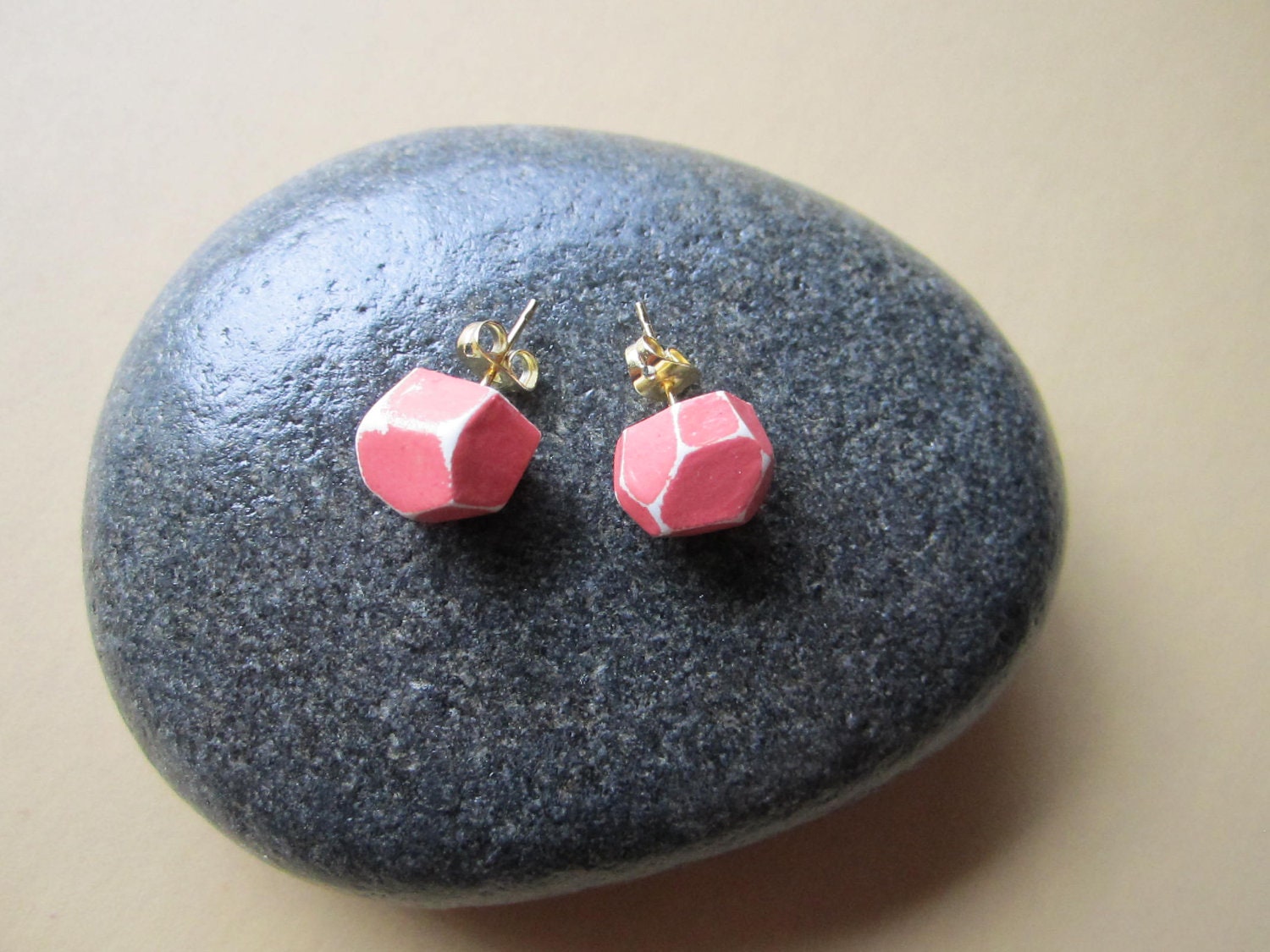 Polymer Clay Faceted Stud Earrings -- Coral pink handpainted faceted clay bead on gold plated post earring, dainty and feminine