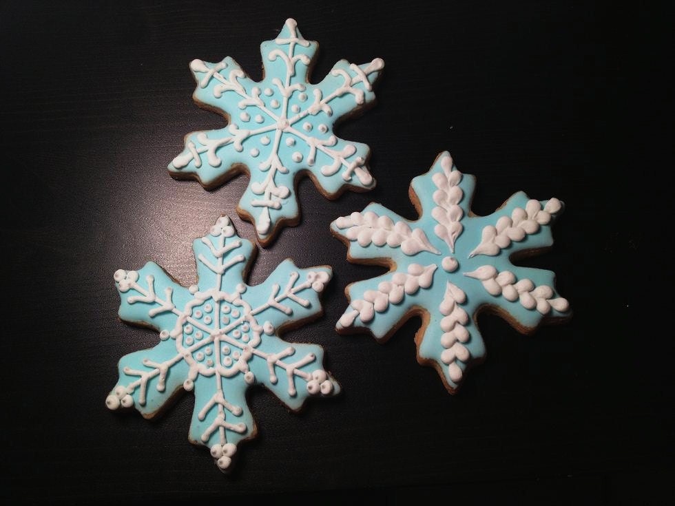 Blue Snowflake Hand Decorated Sugar Cookie - 1/2 dozen