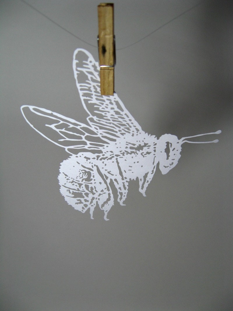Bumble Bee Insect Paper-Cut Scherenschnitte in White