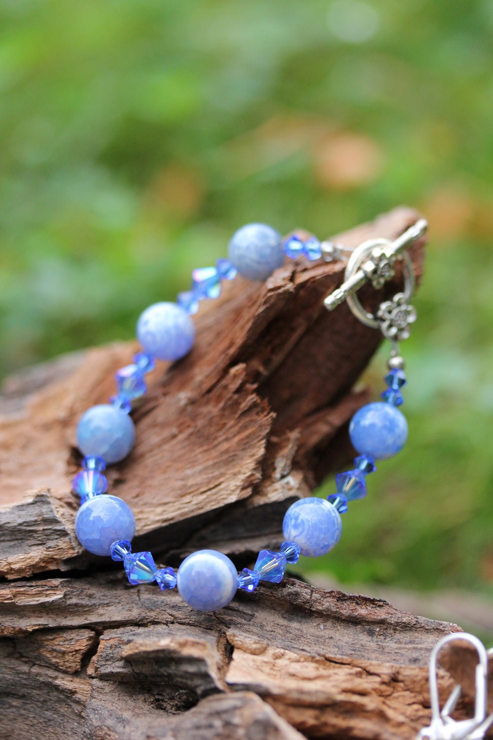 FREE SHIPPING Blue White Swirl Glass Beads and Blue Swarovski Crystal Bracelet and Earring Set HANDMADE