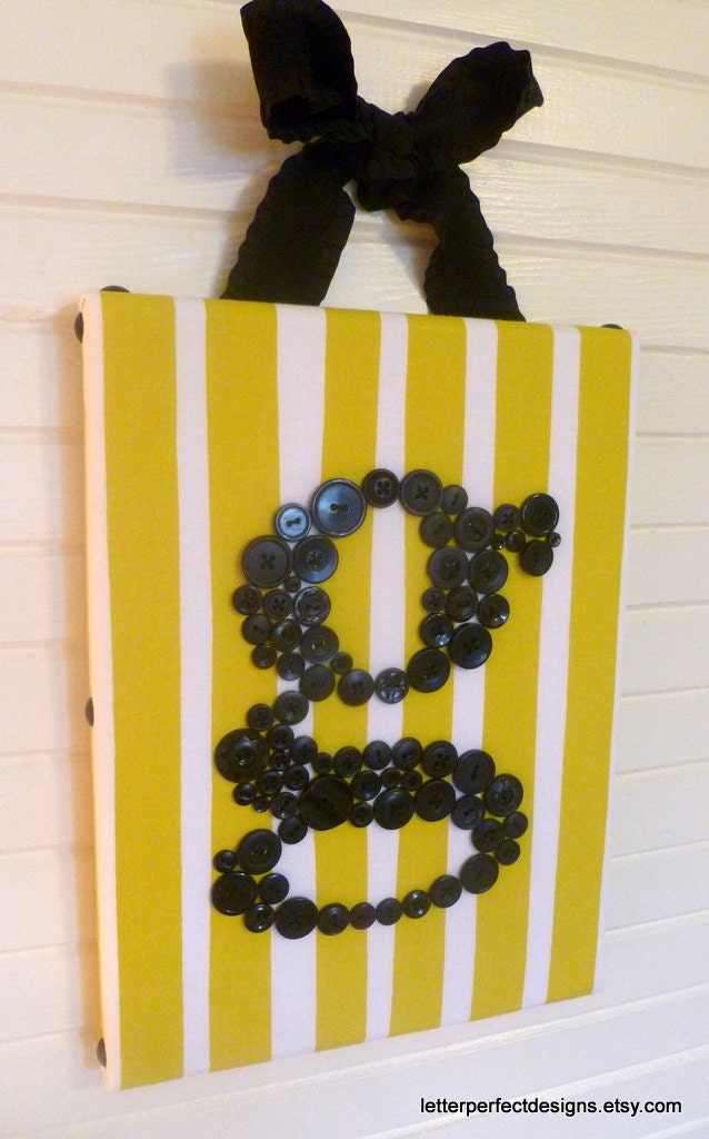 Children Wall Art, Letter Art Wall Hanging, Button Letter 'G' Monogram on 9"x12" Canvas -- Ready to Ship Now, Unique Wall Decor