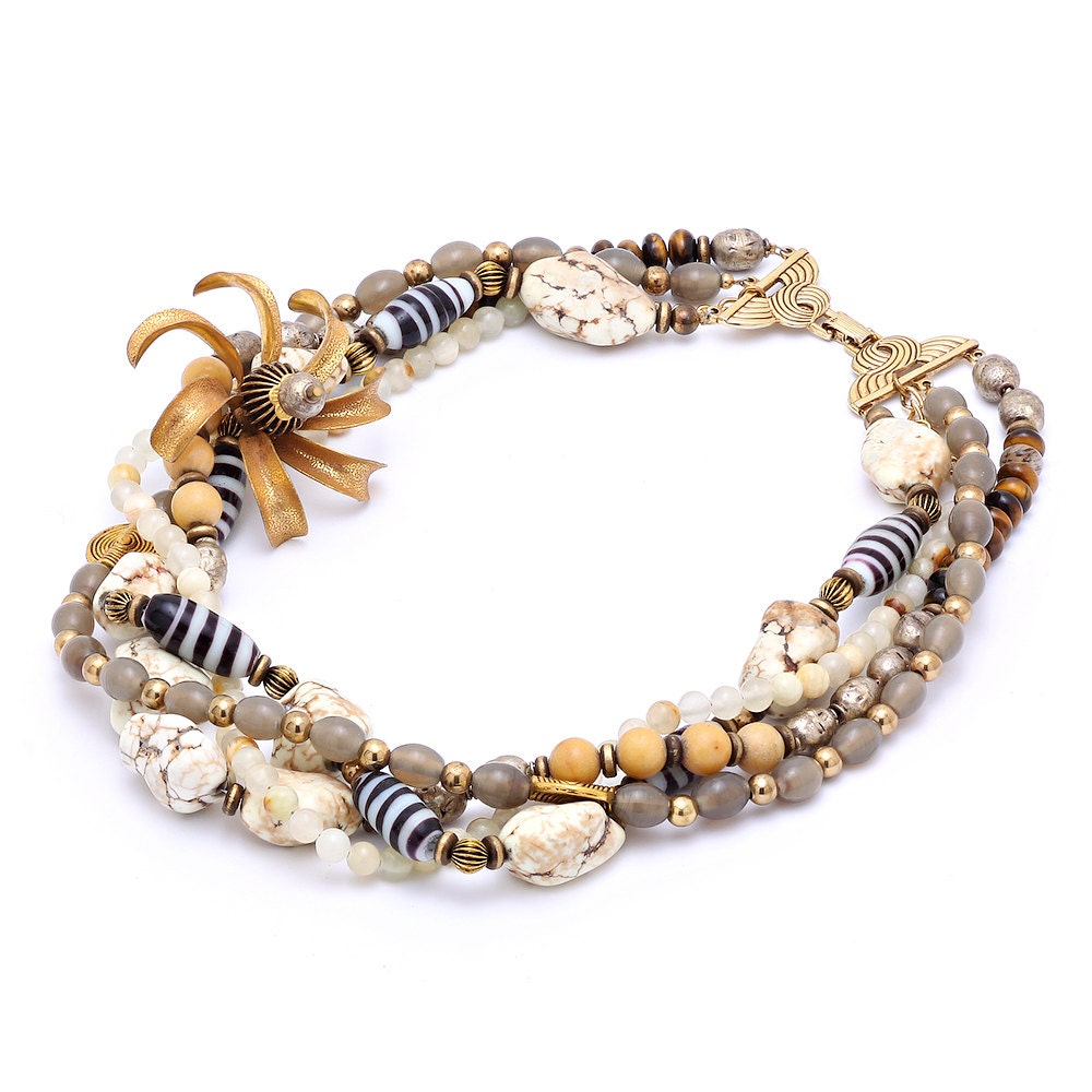 ON SALE - Tiyama Necklace