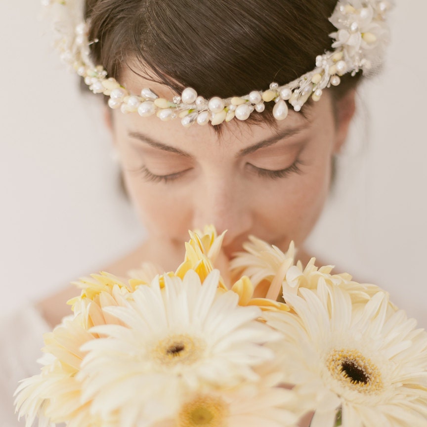 Bridal floral halo - Orange blossoms, freshwater pearls, silk flowers 826