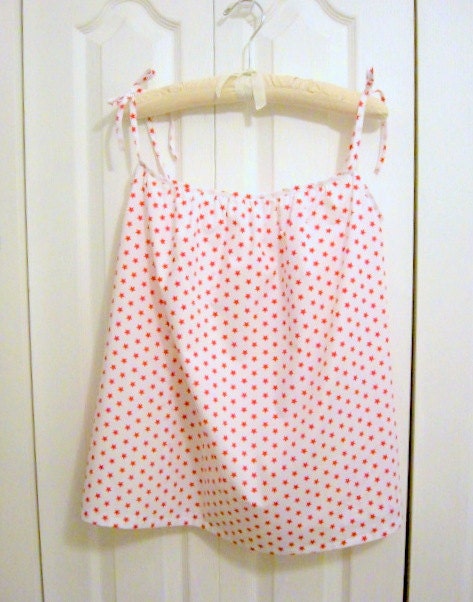 Star pajama top - tie shoulder - red and white - size L