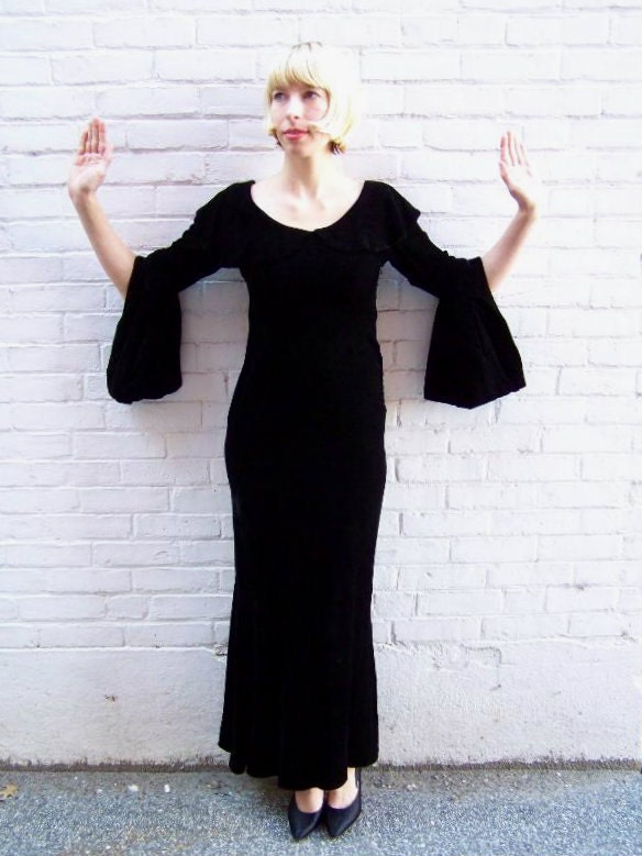 1920s Deco Black Velvet Couture Bell Sleeve Great Gatsby Dress xsm sm