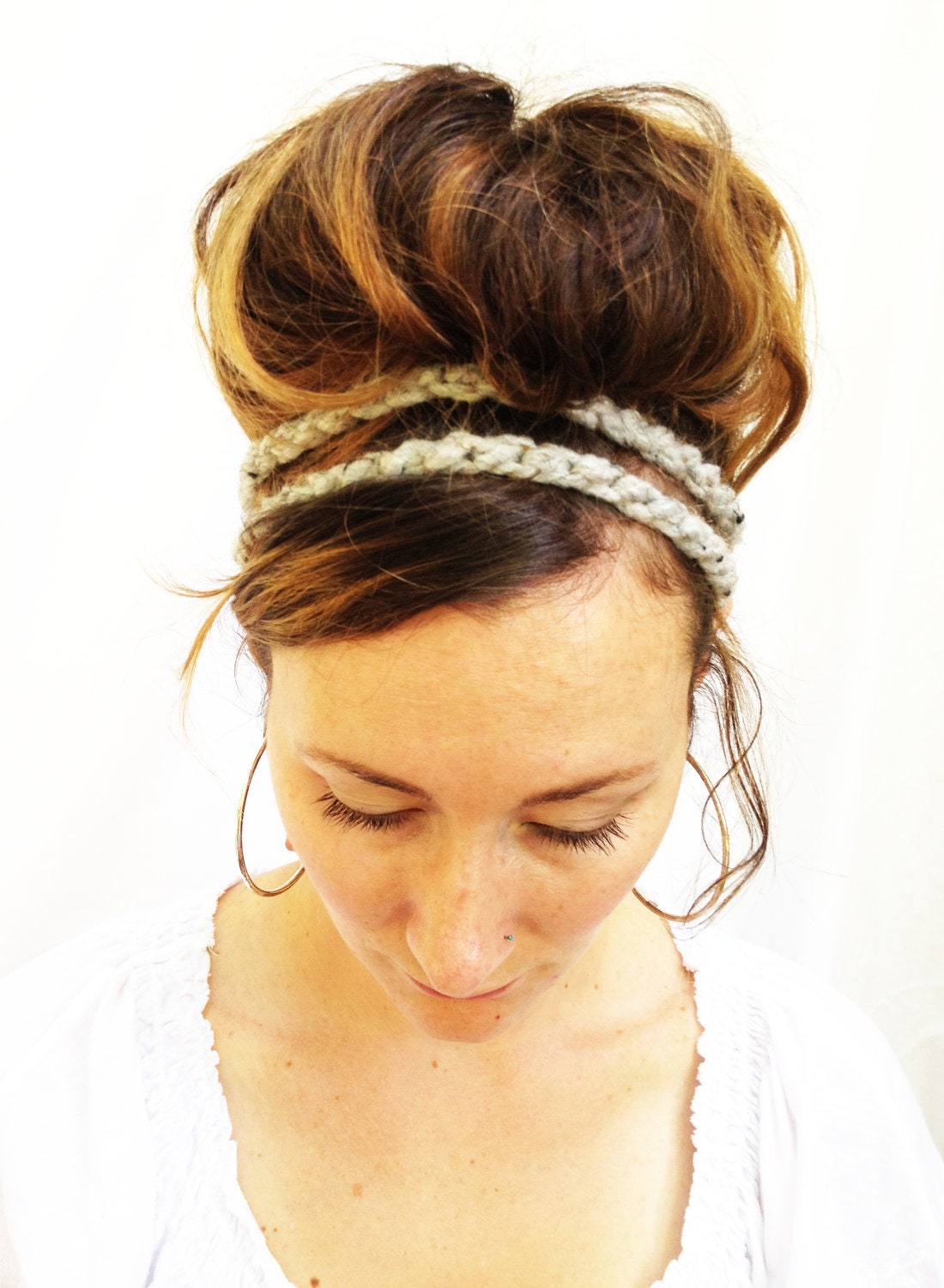 Gray Marble HEADBAND - Ages 4 to Adult, Stretchy, Acryic Wool Yarn, Elastic, Brown Bead, Double Strand, Hippie, Boho, Crochet, Yarnival. - theyarnival