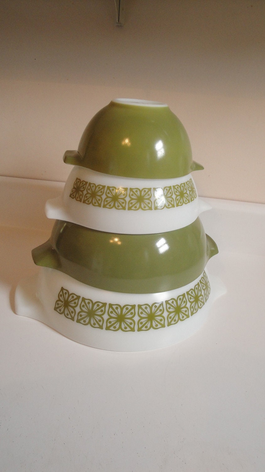 Vintage Pyrex Verde Square Flower Cinderella Mixing Bowl Set of 4