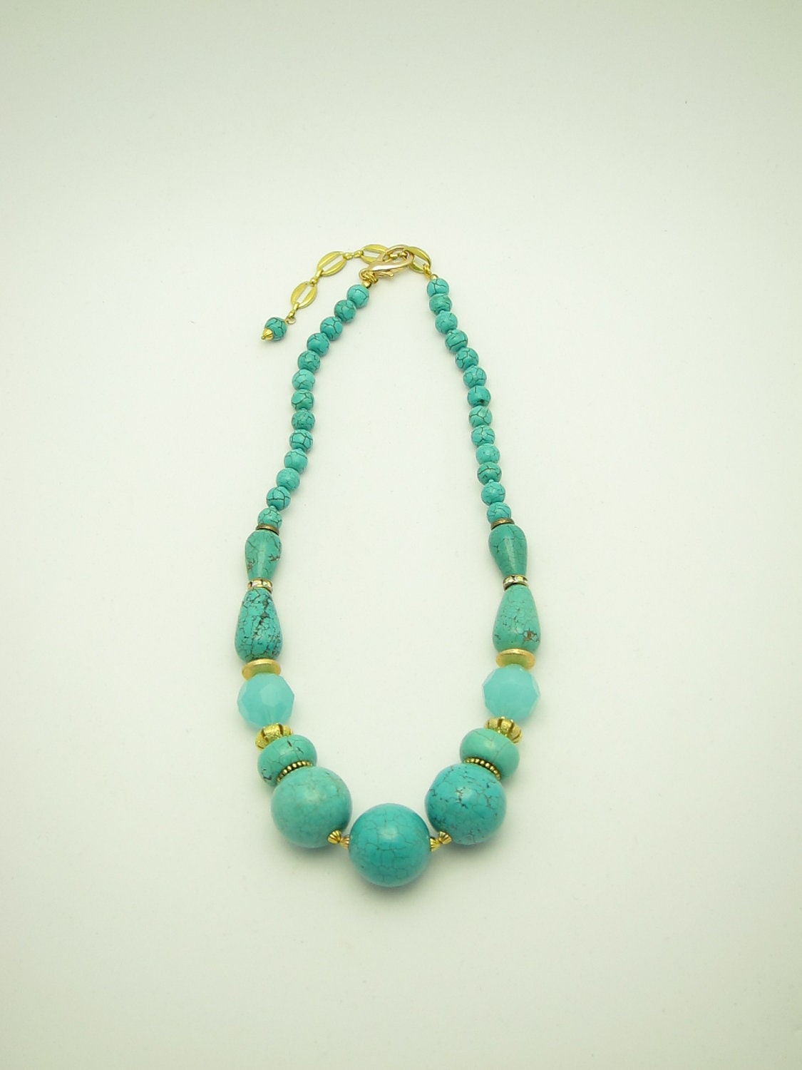 INDIANA  /Statement Necklace.Chunky.Turquoise.Long/