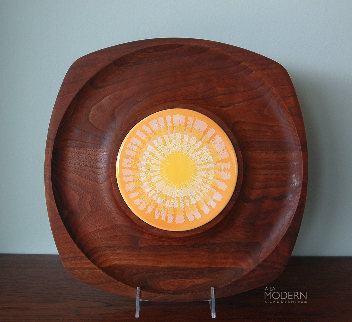 Vintage Gladmark Burbank Tile And Walnut Square Serving Tray