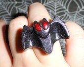 Vampire Bat Ring - Resin Glitter - Holographic Black with Red Eyes - Adjustable