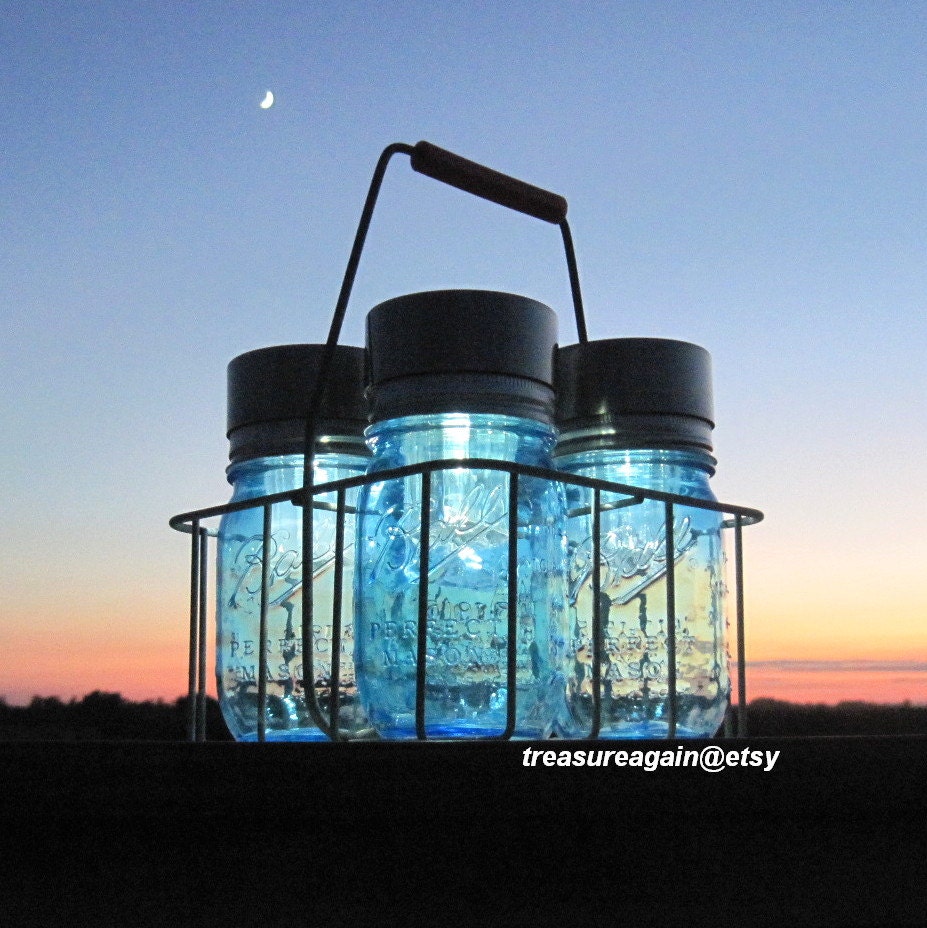 Basket of Mason Jar Lights 4 New Ball Heritage Collection Solar Jars in Antique Milk Carrier Outdoor Lighting Pint Mason Jar Solar Lights
