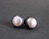 Pearl Ear Studs - Night And Day