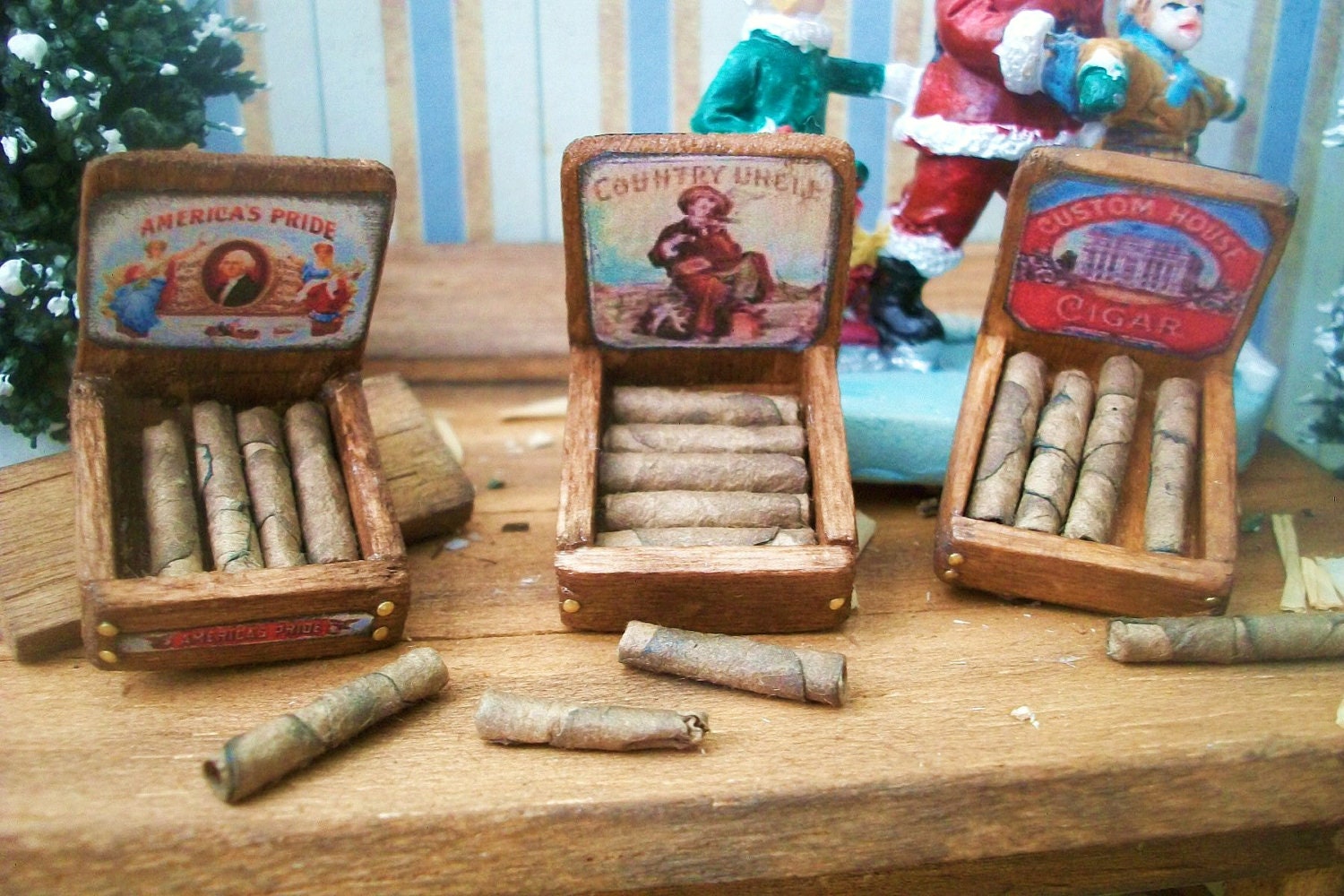 Custom House Miniature Cigars, 1:12 Dollhouse Scale