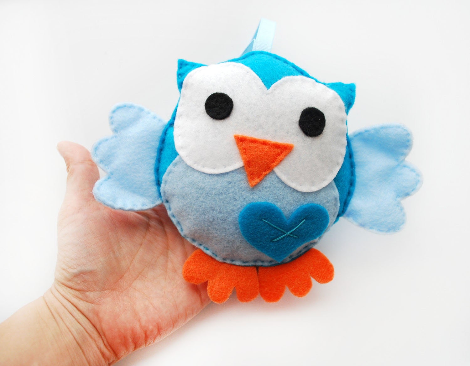 Eco friendly owl Plush toy, Blue and Baby Blue big eyes Owl A328