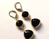 Dangle, Drop earrings /  Gold and black jewelry / Black onyx on leverback earrings / Fall fashion /