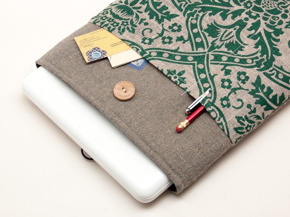 13 inch Macbook Pro case. Linen macbook 13 case with poppy pocket and button closure. Custom bag, pouch and other cover orders available