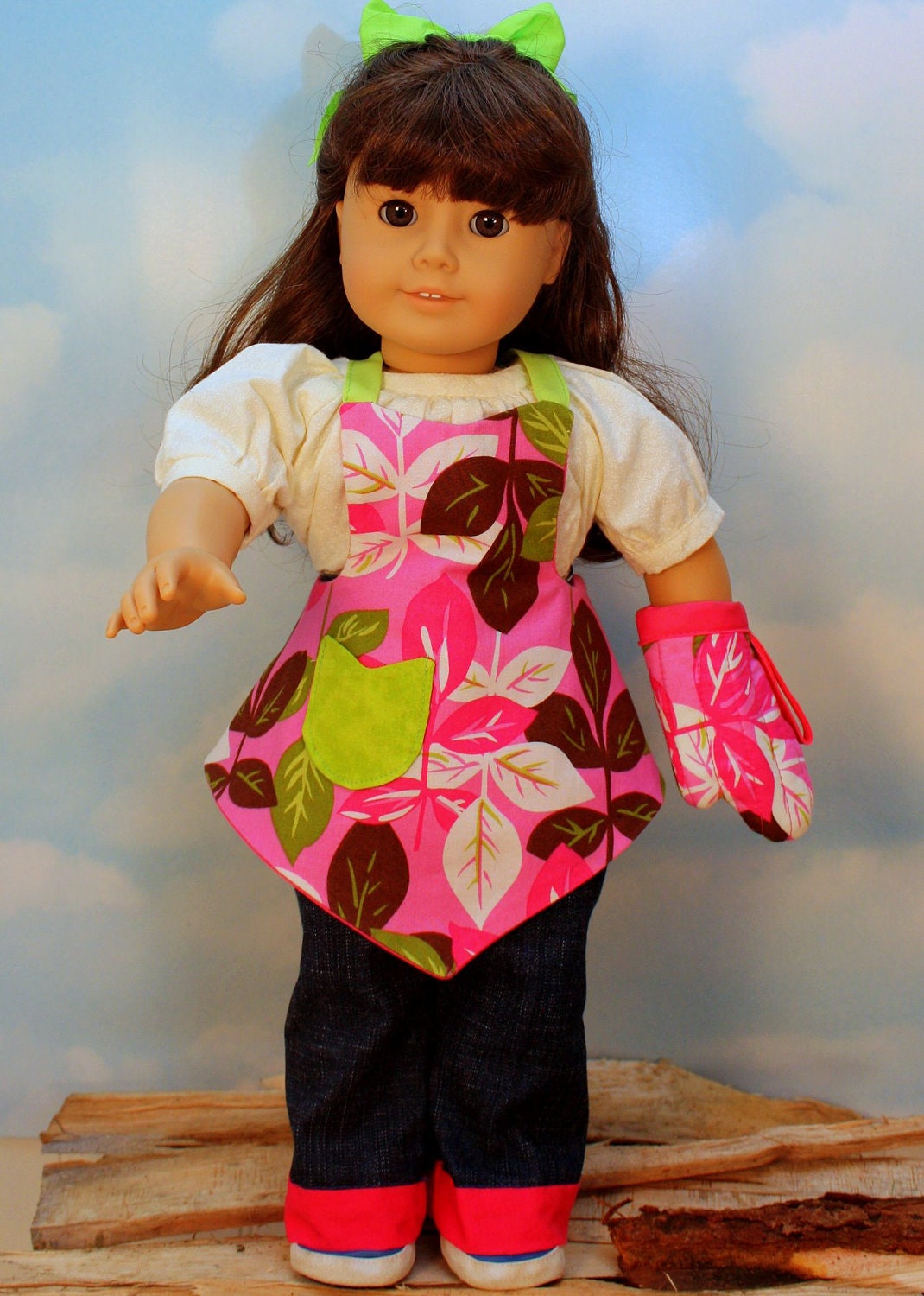 American Girl Clothes, Vintage Apron and Oven Mitt in Pink Leaves