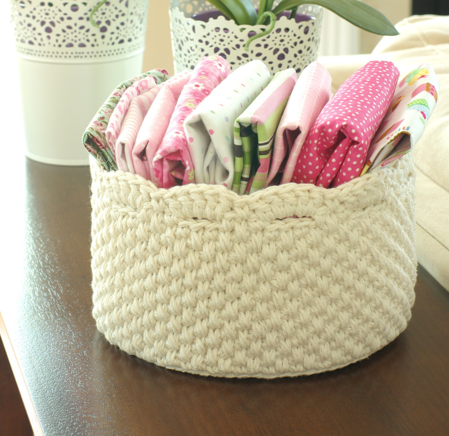 Crochet Storage Basket with Lace Edge - Off White - Round 7.5" / 19cm