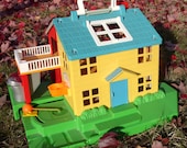 Vintage Fisher Price Little People Neighborhood House - Great Condition