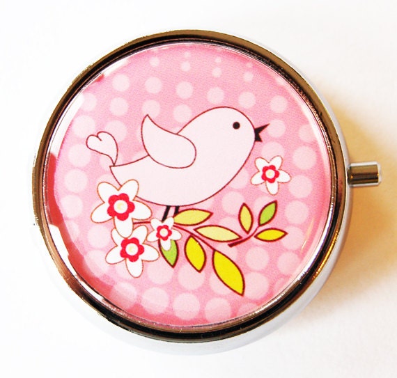 Pill Box, Bird Pill Case, Pill Case, Pill Container, bird, Mint case, Candy container, pink, pink bird (1711)