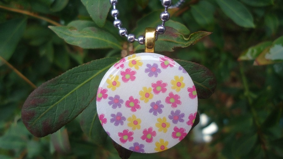 Spring Flowers Wood Pendant, Colorful Little blooms