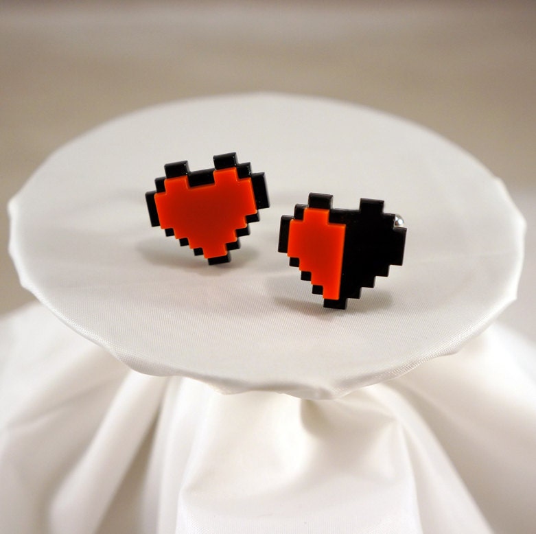 8 Bit Health Heart Cuff Links - Retro Zelda / Minecraft - esque