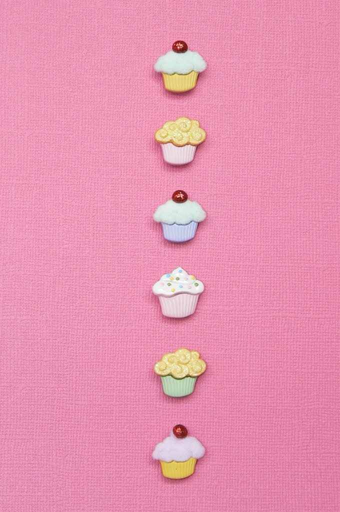 Mini Cupcakes : magnetic wineglass charms