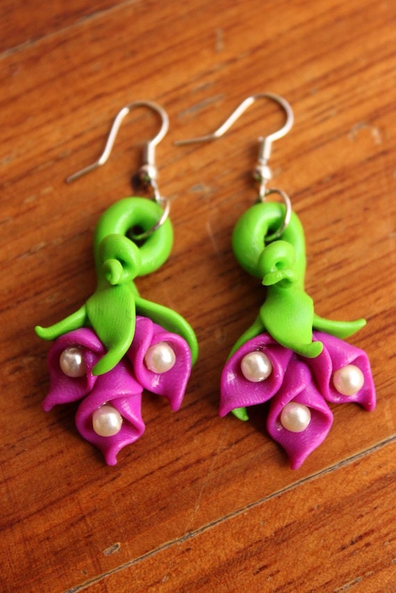 Purple Calla flower earrings