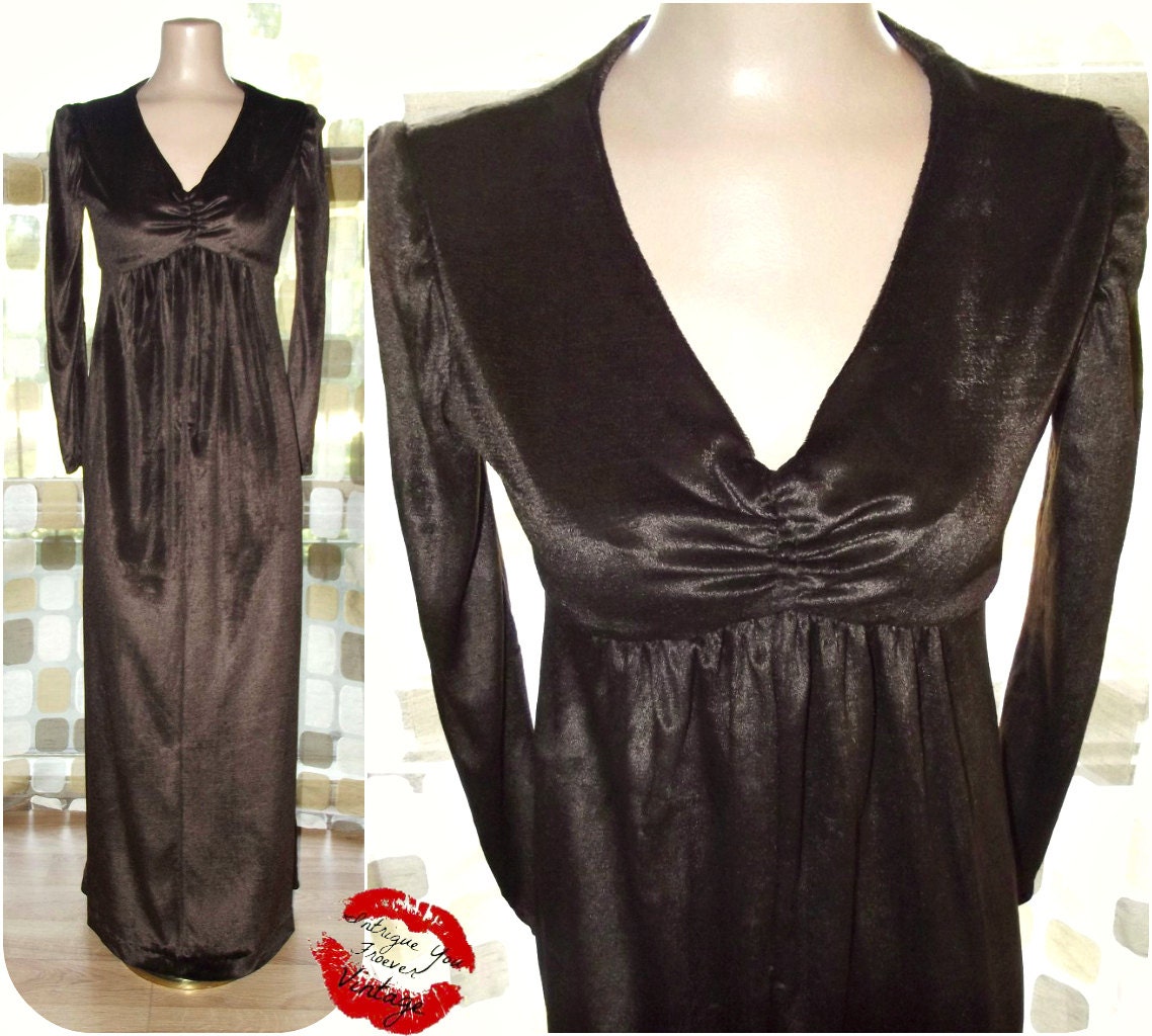 Vintage 70s Cocoa Brown Velvet Empire Maxi Dress VICTORIAN Renaissance M