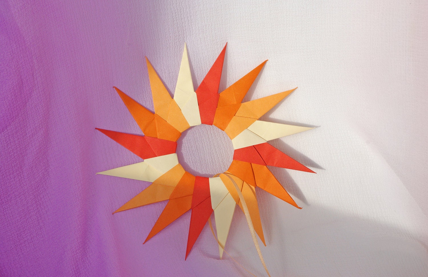 Origami wreath - "Fiery star"