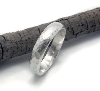 14k White gold men wedding ring - 4mm wide hammered band