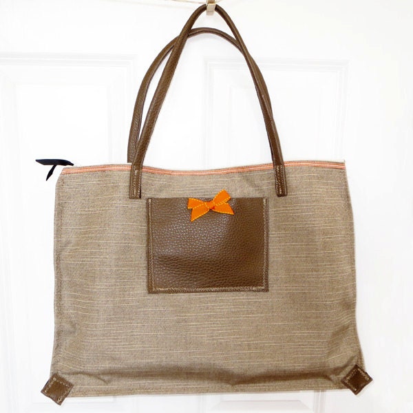 Elegant tote, handmade, grocery tote, woven acrylic, zipper, soft leather, upcycled, tan