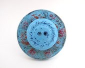 Original retro blue vintage wooden ring, boho jewelry, abstract art cocktail ring, art to wear - Mixed media jewelry by Lespetitsbuttons