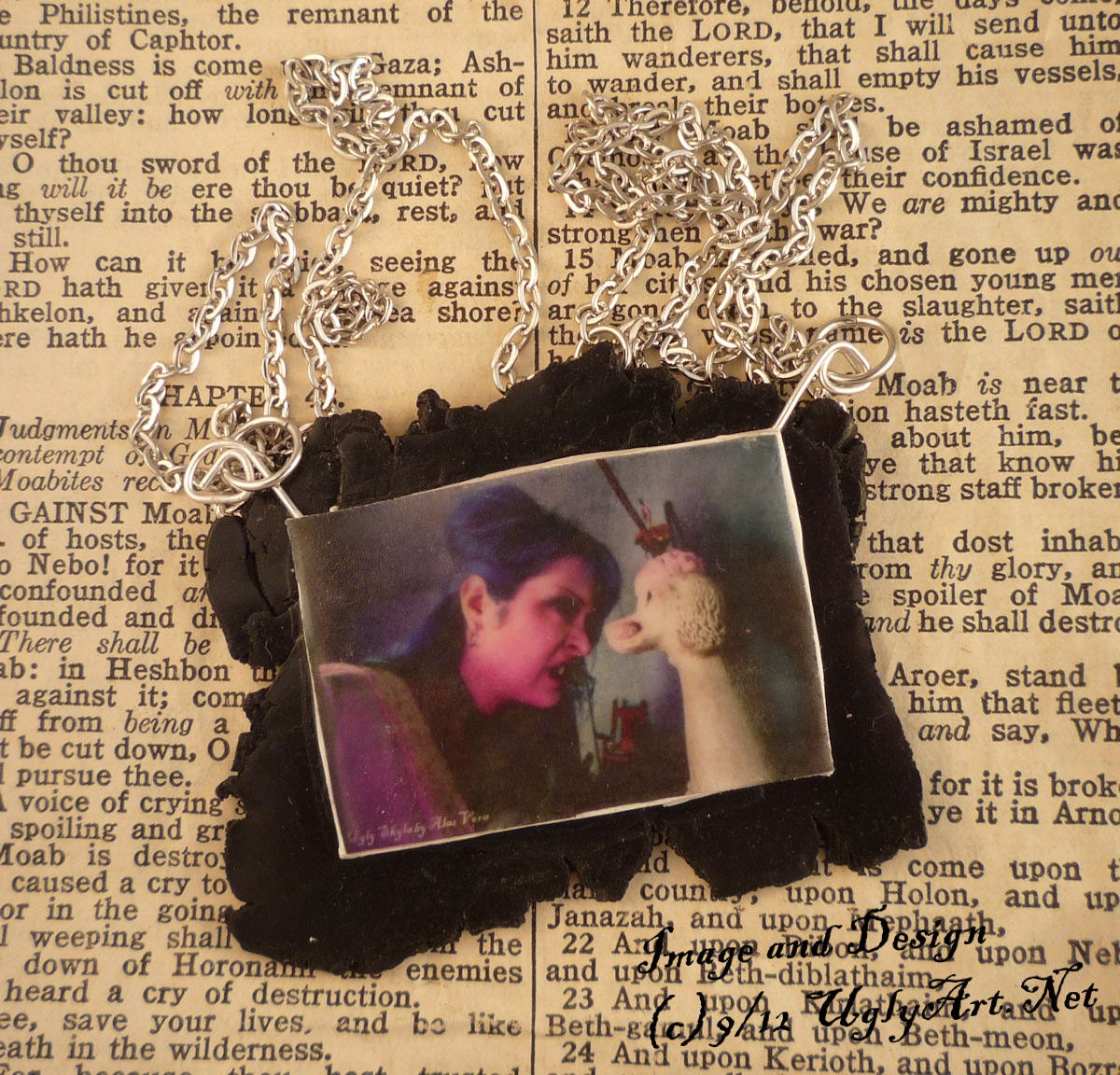 Growl Picture Necklace by Ugly Shyla