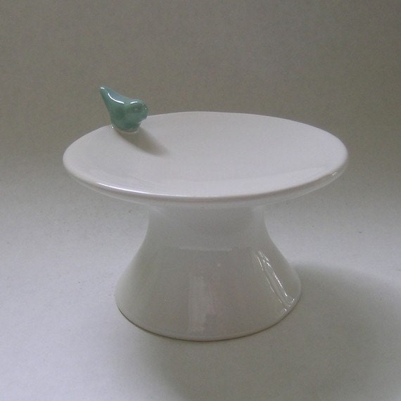 Ceramic Cupcake Stands with Birds in White with Bird