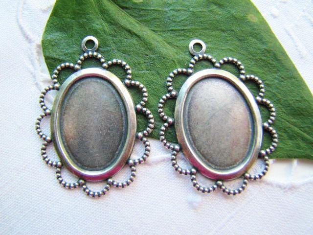 Lace Edge Setting Antiqued Silver Plated 13x18mm(4settings) b2098
